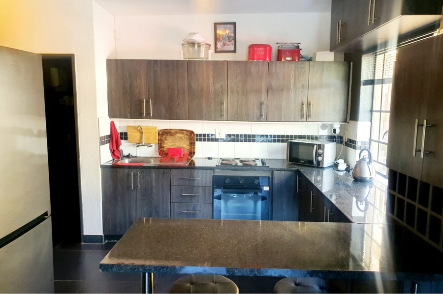 To Let 2 Bedroom Property for Rent in Nelspruit Ext 2 Mpumalanga