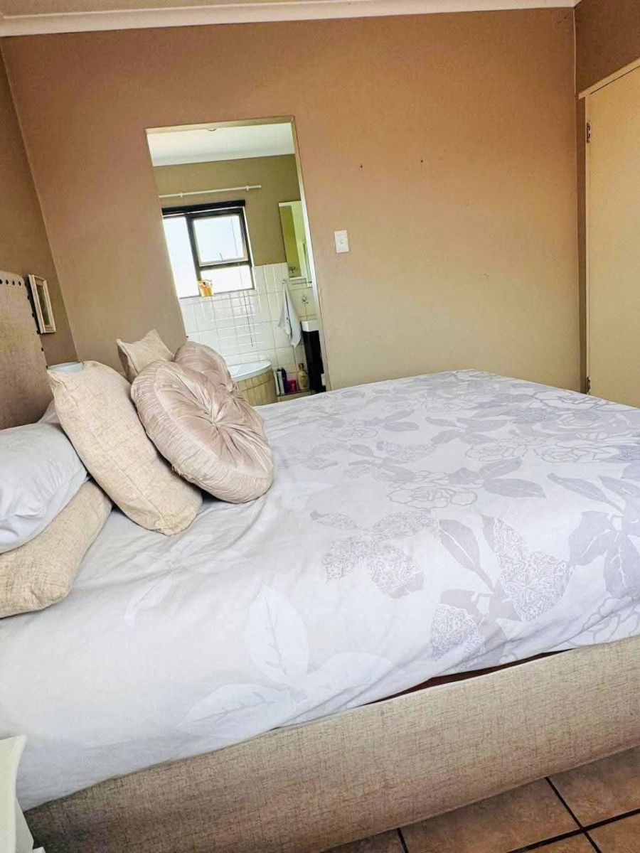 To Let 3 Bedroom Property for Rent in Noordrand Mpumalanga