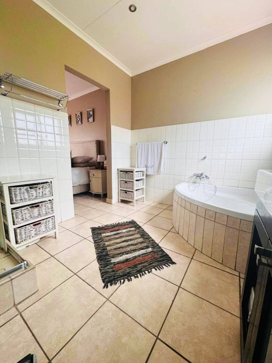 To Let 3 Bedroom Property for Rent in Noordrand Mpumalanga