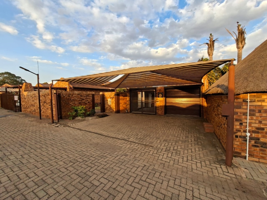 2 Bedroom Property for Sale in Reyno Ridge Mpumalanga