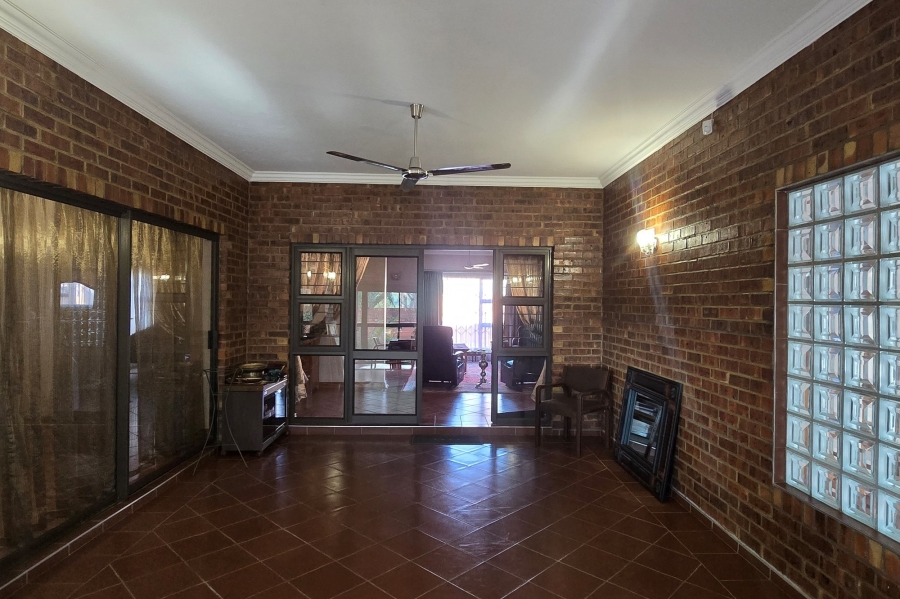 4 Bedroom Property for Sale in Clubville Mpumalanga