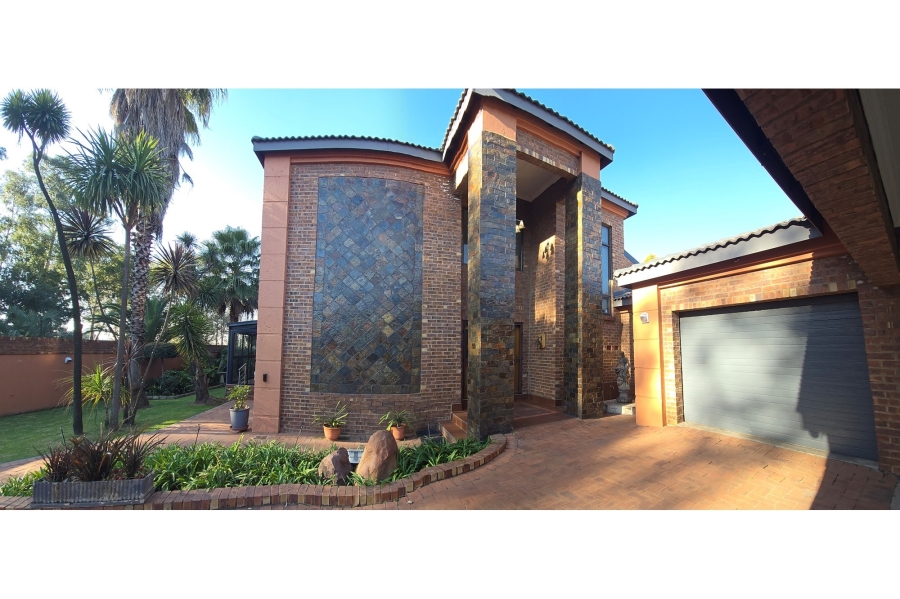 4 Bedroom Property for Sale in Clubville Mpumalanga
