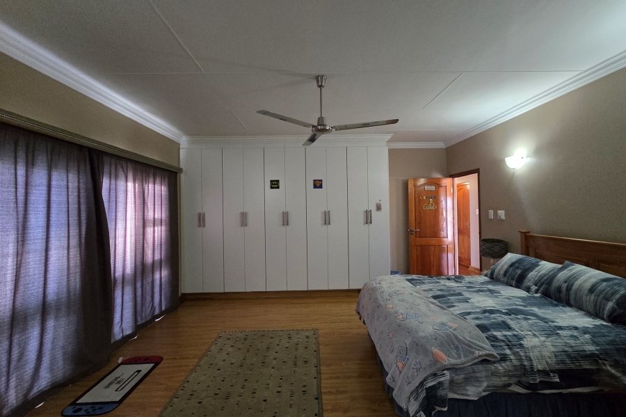 4 Bedroom Property for Sale in Clubville Mpumalanga