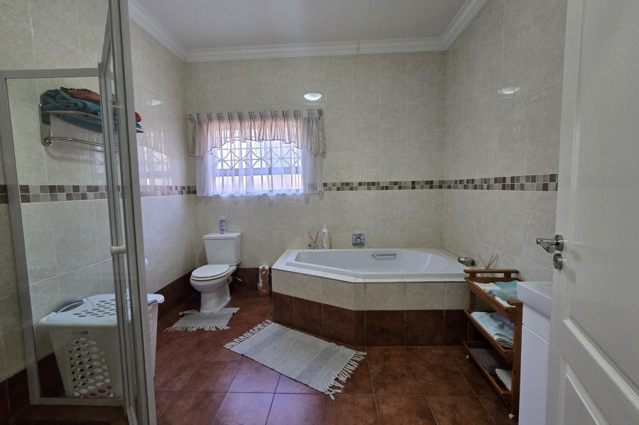 4 Bedroom Property for Sale in Clubville Mpumalanga