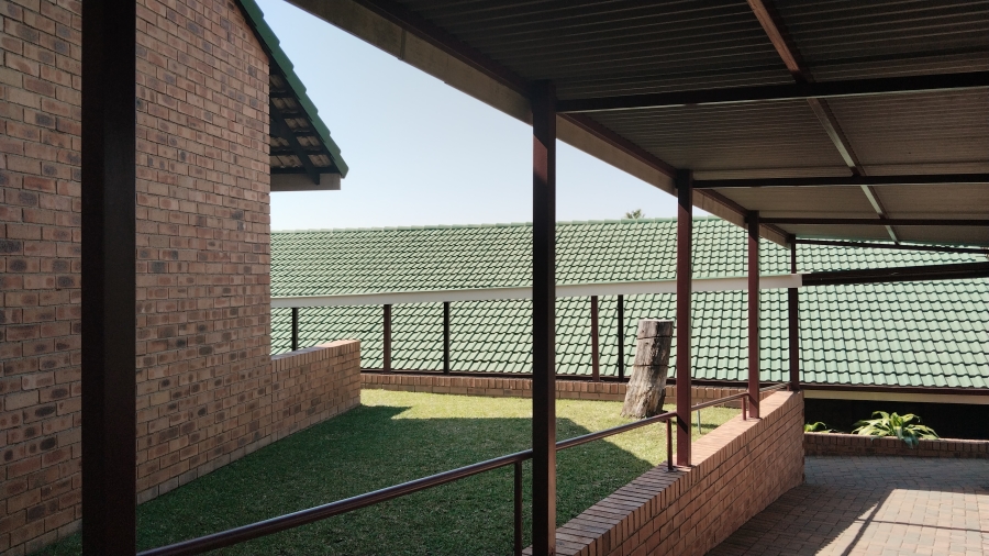 1 Bedroom Property for Sale in West Acres Mpumalanga