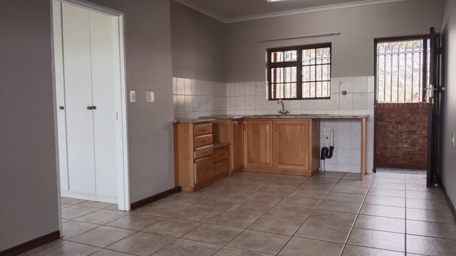 1 Bedroom Property for Sale in West Acres Mpumalanga