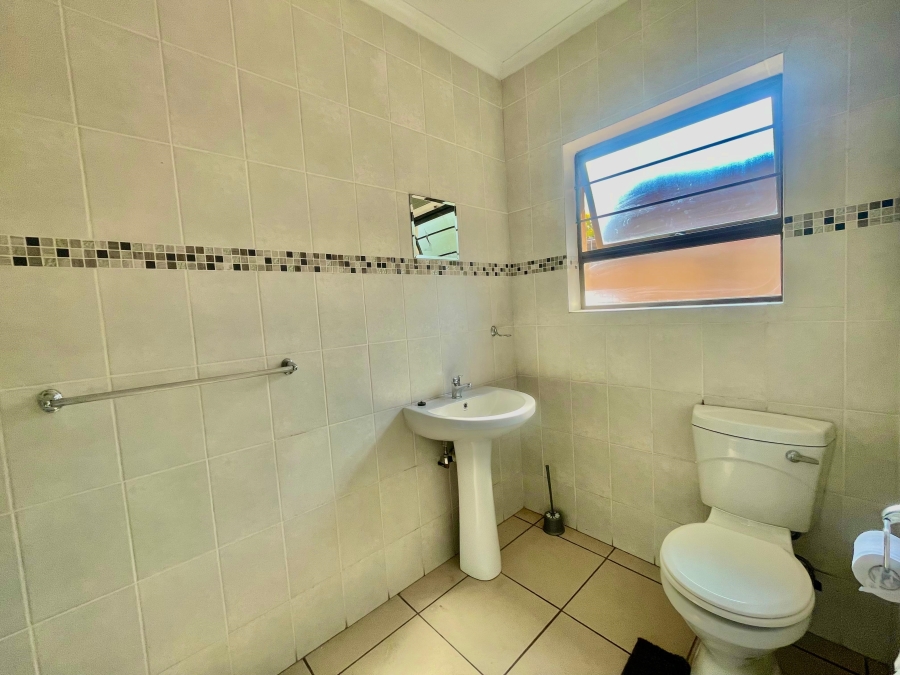 To Let 5 Bedroom Property for Rent in Evander Mpumalanga