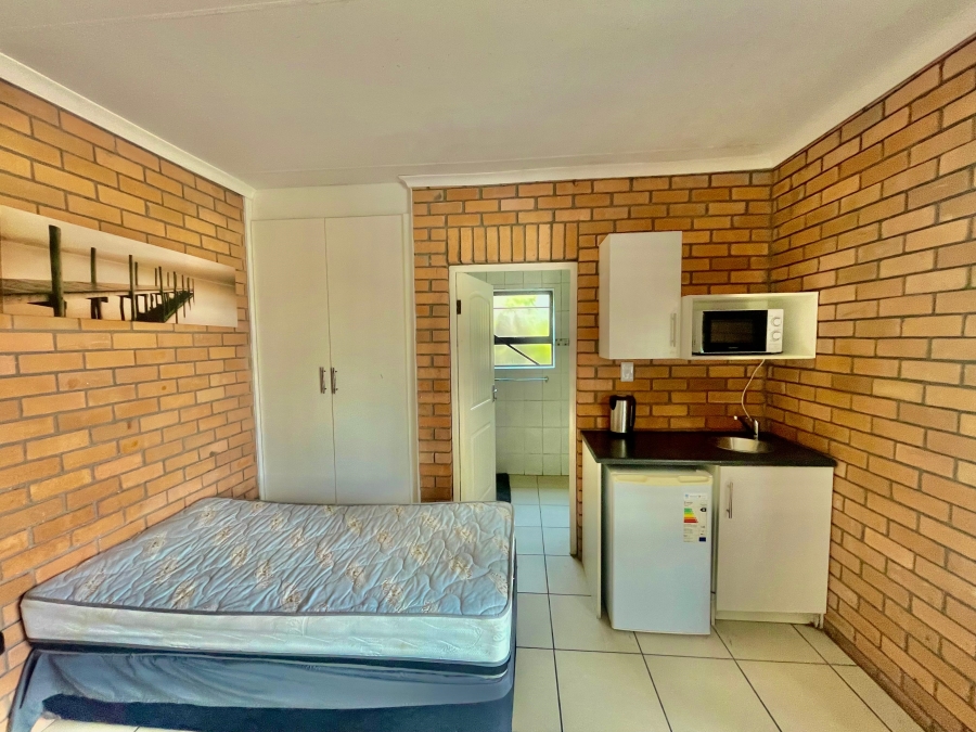 To Let 5 Bedroom Property for Rent in Evander Mpumalanga