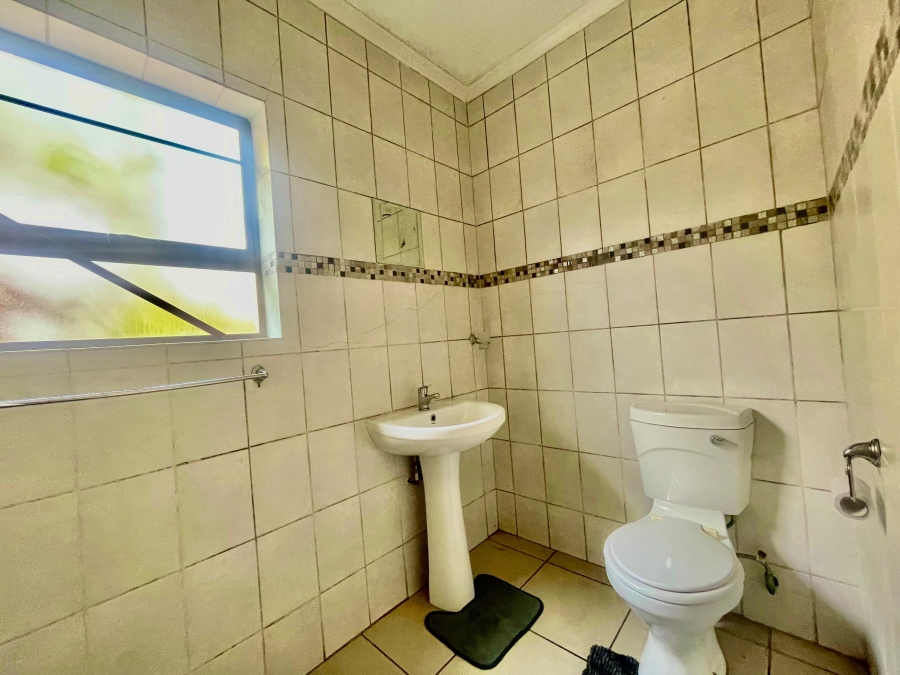 To Let 5 Bedroom Property for Rent in Evander Mpumalanga