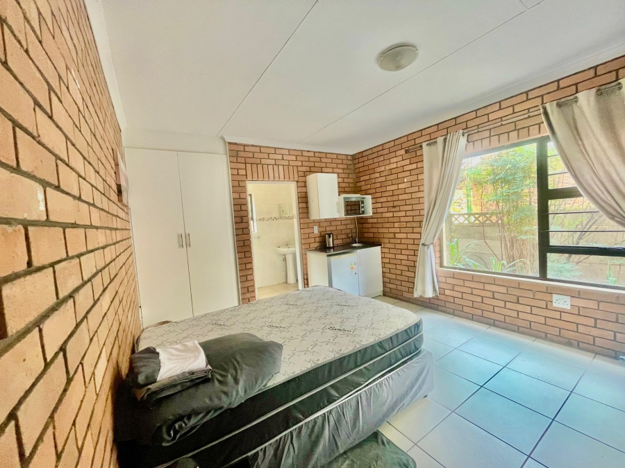 To Let 5 Bedroom Property for Rent in Evander Mpumalanga