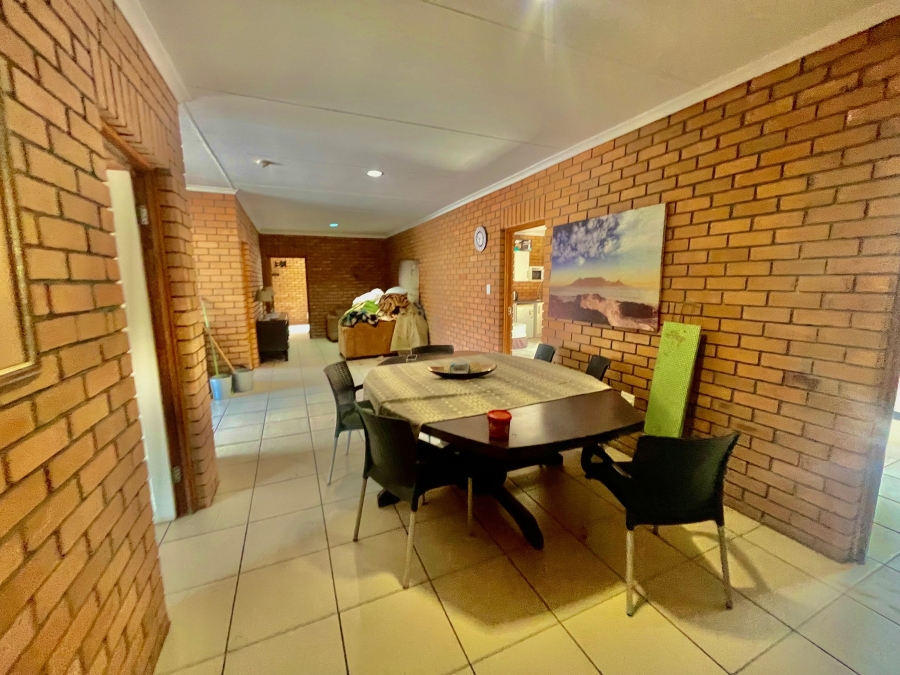 To Let 5 Bedroom Property for Rent in Evander Mpumalanga