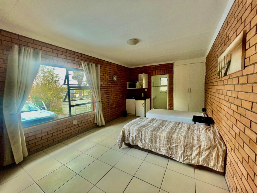 To Let 5 Bedroom Property for Rent in Evander Mpumalanga