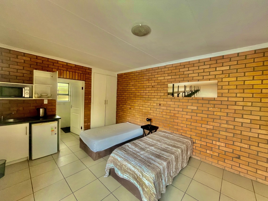 To Let 5 Bedroom Property for Rent in Evander Mpumalanga