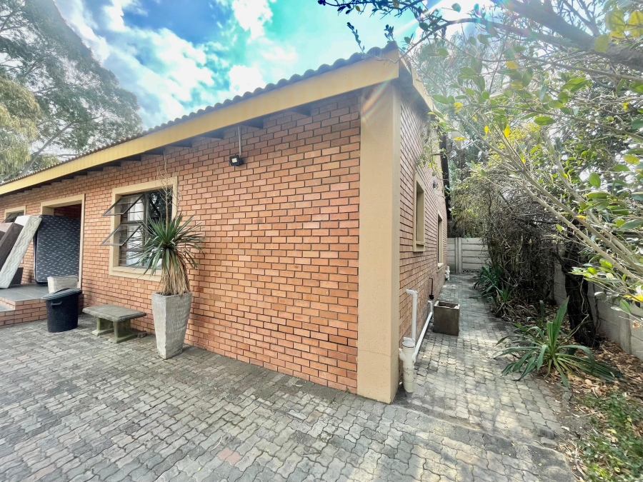 To Let 5 Bedroom Property for Rent in Evander Mpumalanga