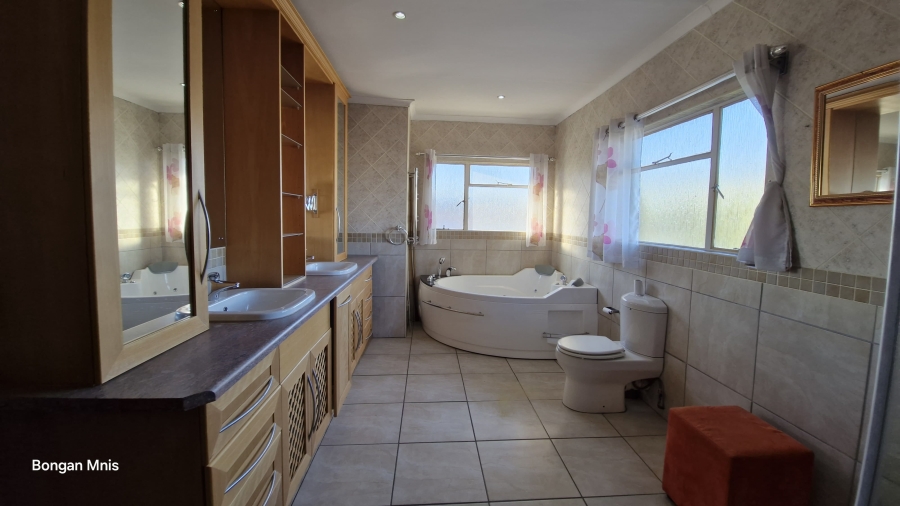 5 Bedroom Property for Sale in Die Heuwel Mpumalanga