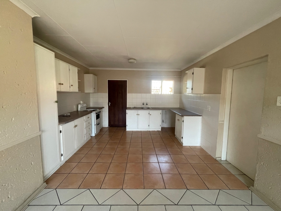2 Bedroom Property for Sale in Noordrand Mpumalanga