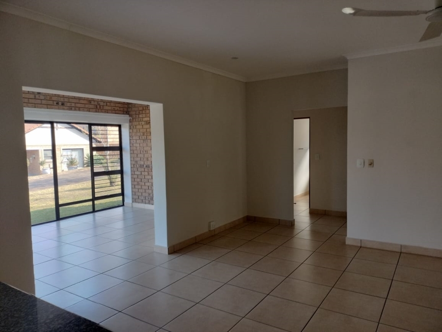 To Let 2 Bedroom Property for Rent in Bateleur Estate Mpumalanga
