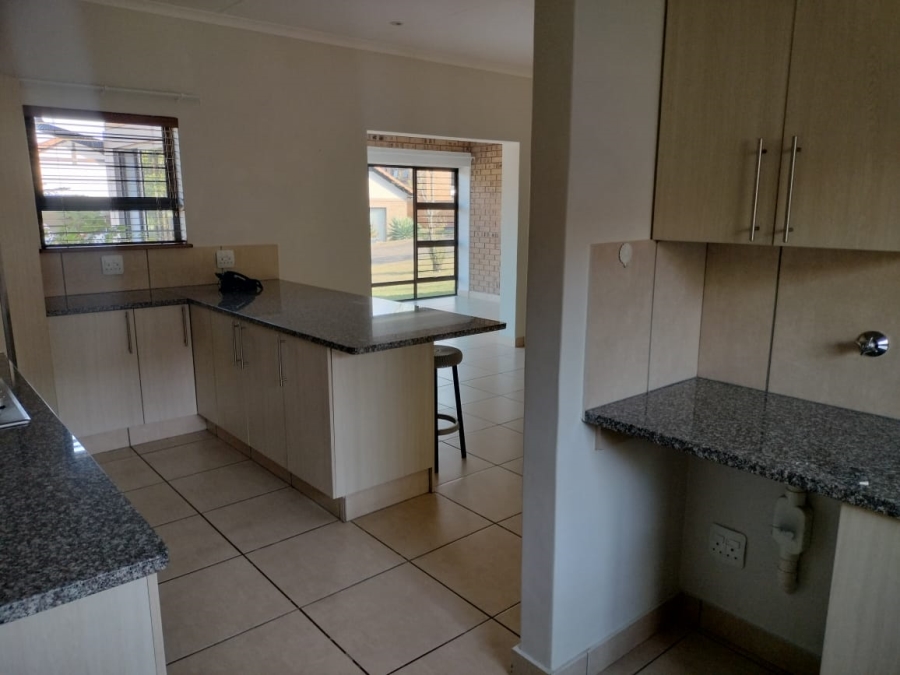 To Let 2 Bedroom Property for Rent in Bateleur Estate Mpumalanga