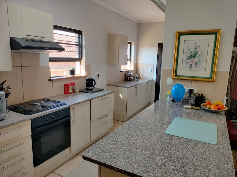 To Let 2 Bedroom Property for Rent in Bateleur Estate Mpumalanga