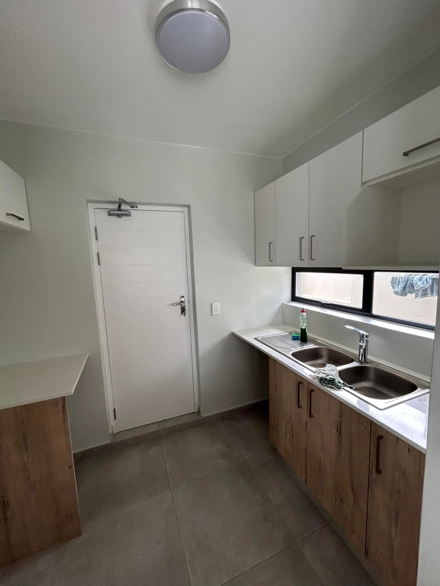 To Let 2 Bedroom Property for Rent in Matumi Golf Estate Mpumalanga