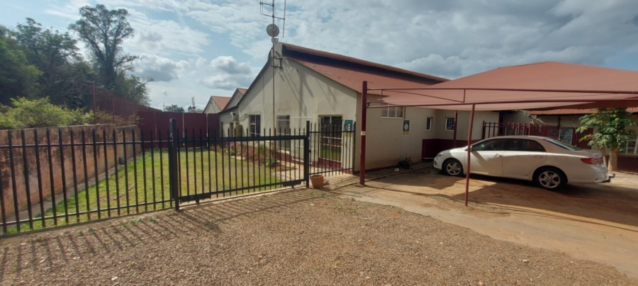 To Let commercial Property for Rent in White River Rural Mpumalanga