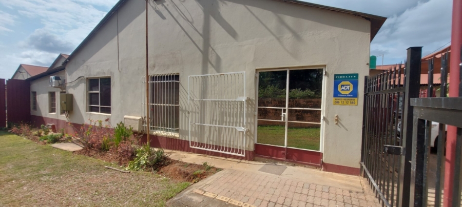 To Let commercial Property for Rent in White River Rural Mpumalanga
