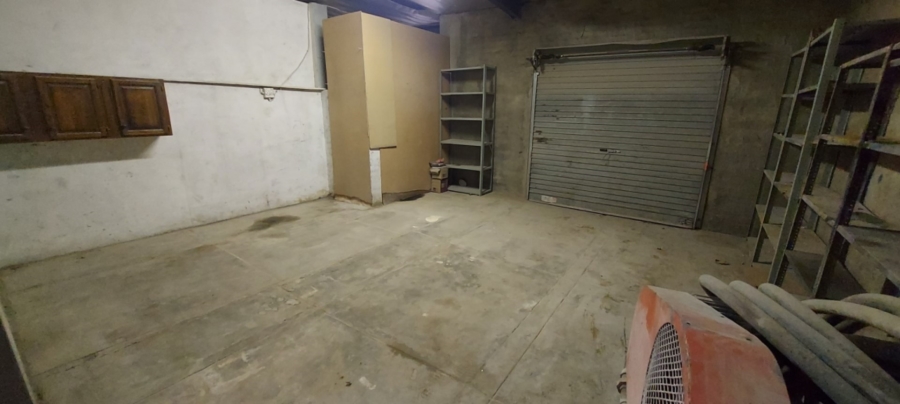 To Let commercial Property for Rent in White River Rural Mpumalanga