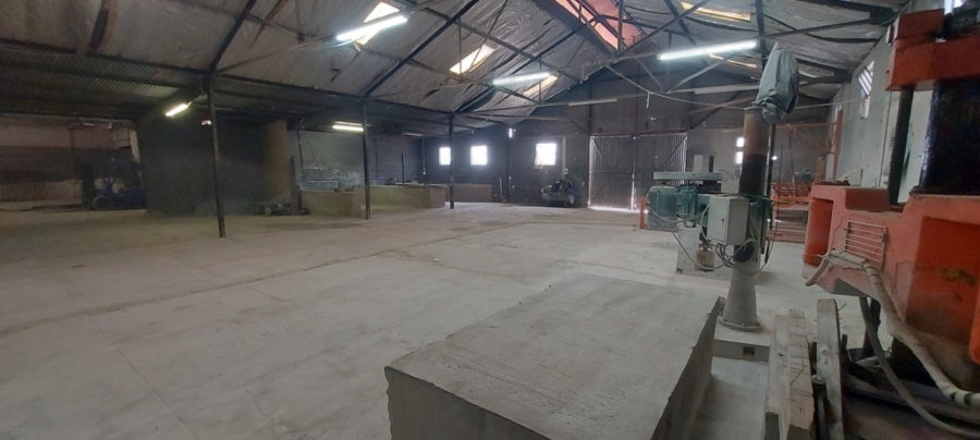 To Let commercial Property for Rent in White River Rural Mpumalanga