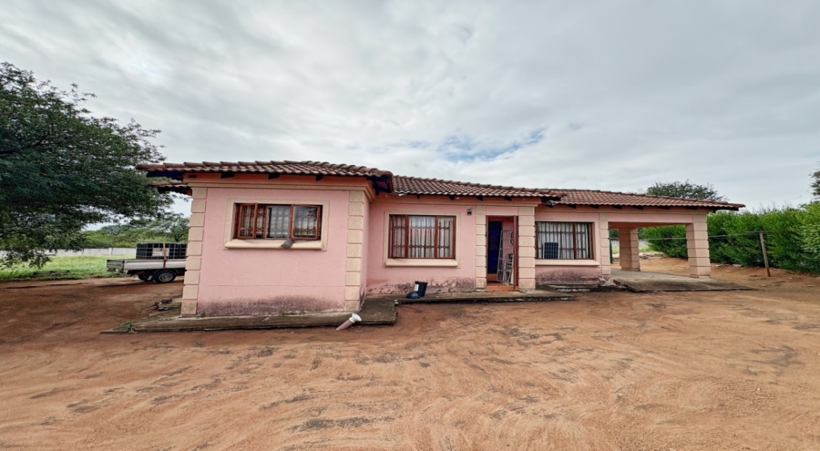 3 Bedroom Property for Sale in Hectorspruit Mpumalanga