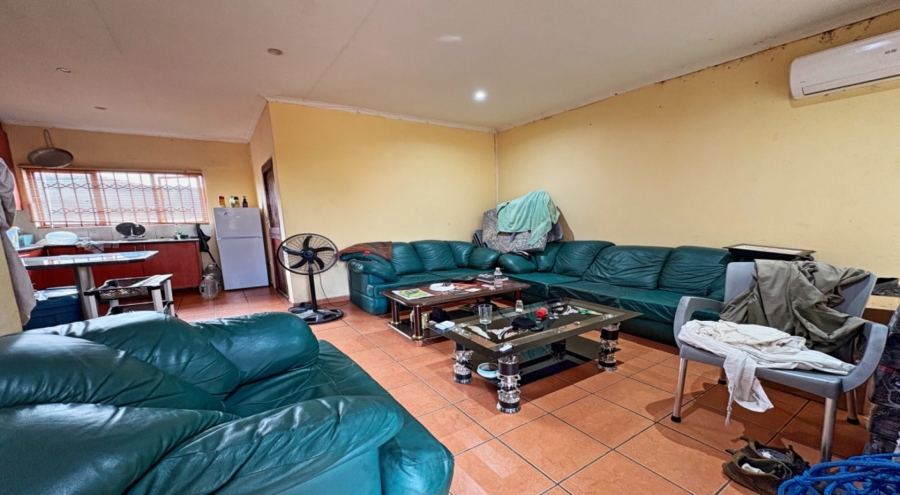 3 Bedroom Property for Sale in Hectorspruit Mpumalanga