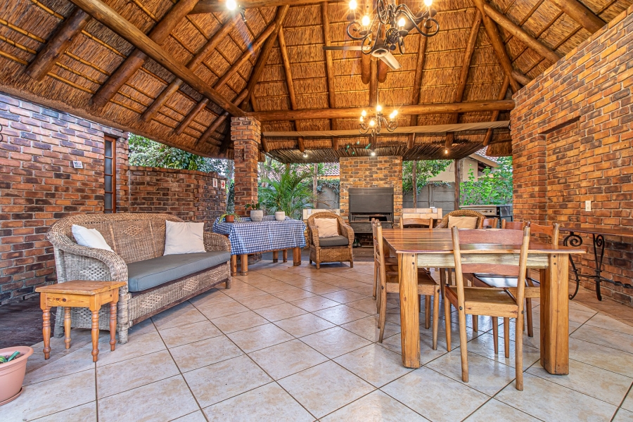 5 Bedroom Property for Sale in Malelane Mpumalanga