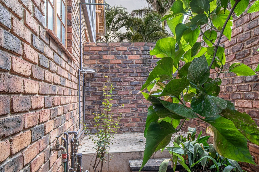 5 Bedroom Property for Sale in Malelane Mpumalanga