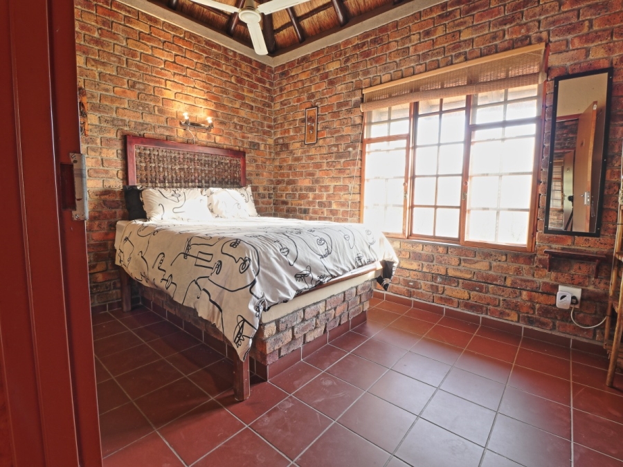 4 Bedroom Property for Sale in Marloth Park Mpumalanga