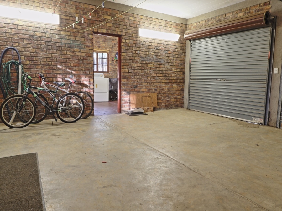 4 Bedroom Property for Sale in Marloth Park Mpumalanga