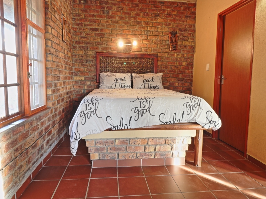 4 Bedroom Property for Sale in Marloth Park Mpumalanga