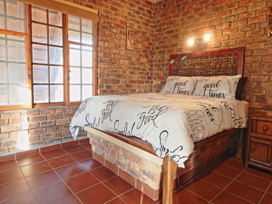 4 Bedroom Property for Sale in Marloth Park Mpumalanga