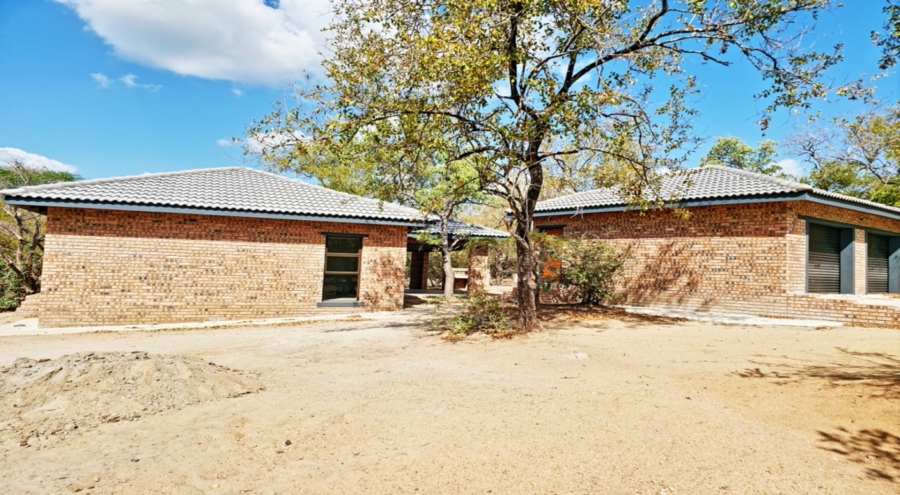 3 Bedroom Property for Sale in Marloth Park Mpumalanga