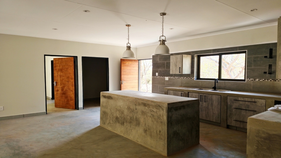 3 Bedroom Property for Sale in Marloth Park Mpumalanga