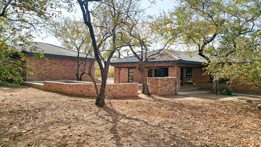 3 Bedroom Property for Sale in Marloth Park Mpumalanga