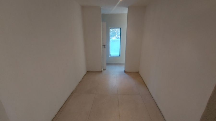 5 Bedroom Property for Sale in Elawini Lifestyle Estate Mpumalanga