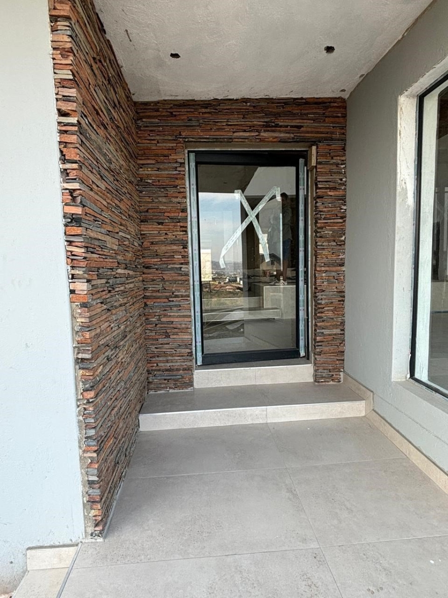 5 Bedroom Property for Sale in Elawini Lifestyle Estate Mpumalanga