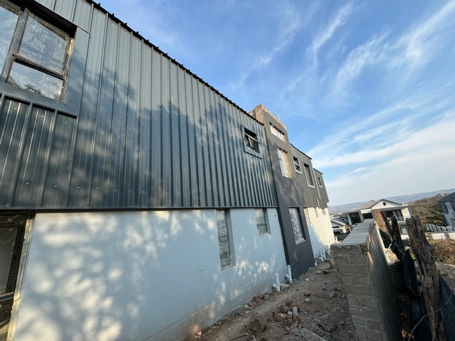 5 Bedroom Property for Sale in Elawini Lifestyle Estate Mpumalanga