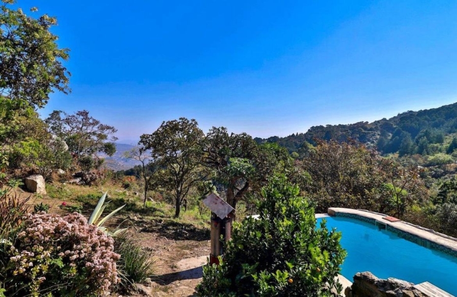 8 Bedroom Property for Sale in Nelspruit Rural Mpumalanga