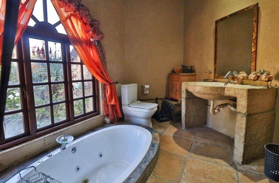 8 Bedroom Property for Sale in Nelspruit Rural Mpumalanga