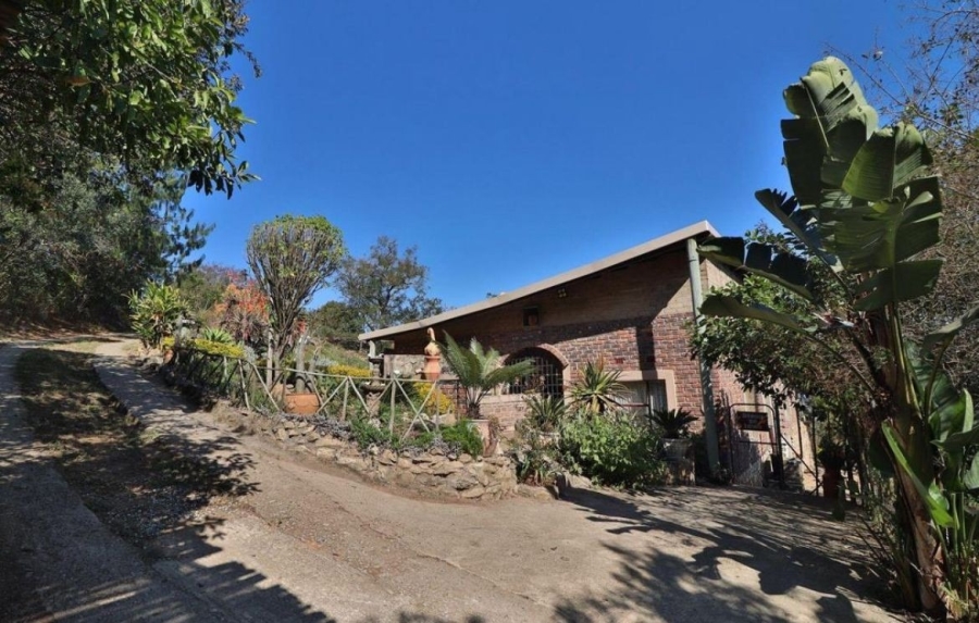 8 Bedroom Property for Sale in Nelspruit Rural Mpumalanga