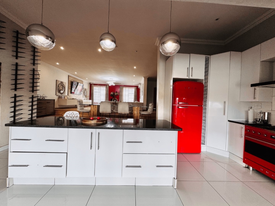 6 Bedroom Property for Sale in Ackerville Mpumalanga