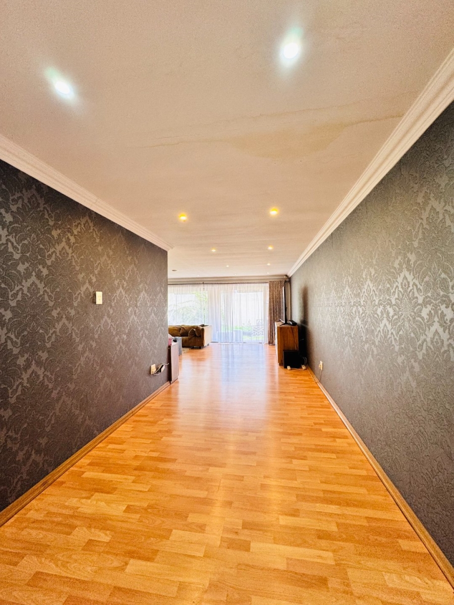 6 Bedroom Property for Sale in Ackerville Mpumalanga