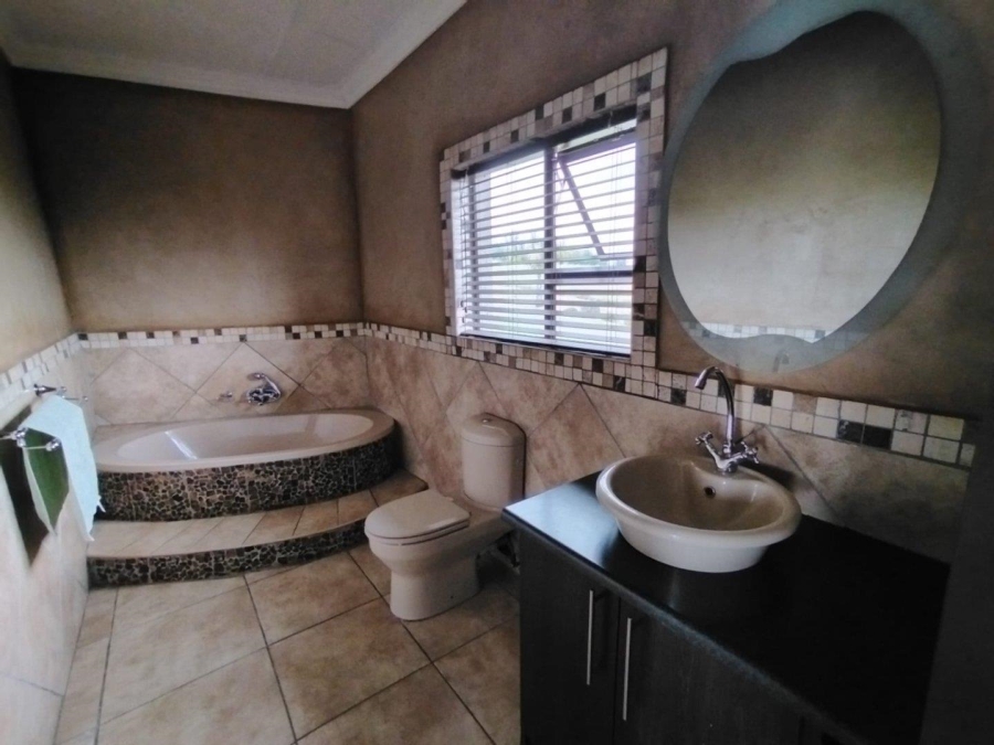 4 Bedroom Property for Sale in Naaupoort Mpumalanga