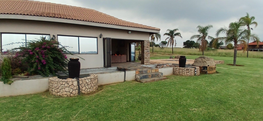 4 Bedroom Property for Sale in Naaupoort Mpumalanga