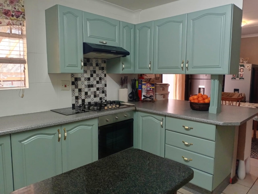 7 Bedroom Property for Sale in Secunda Mpumalanga